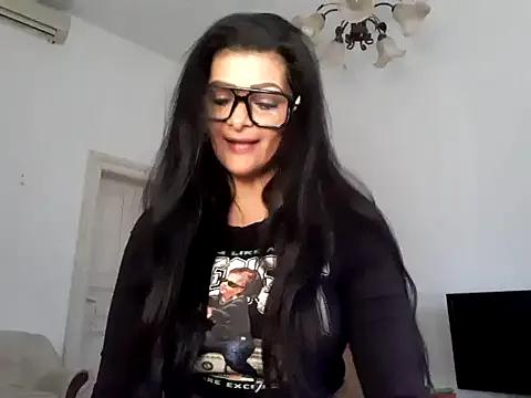 Pillango1212 from StripChat is Freechat