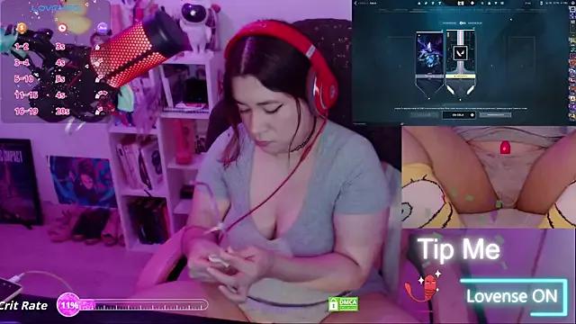 Pink_girl0n from StripChat is Freechat