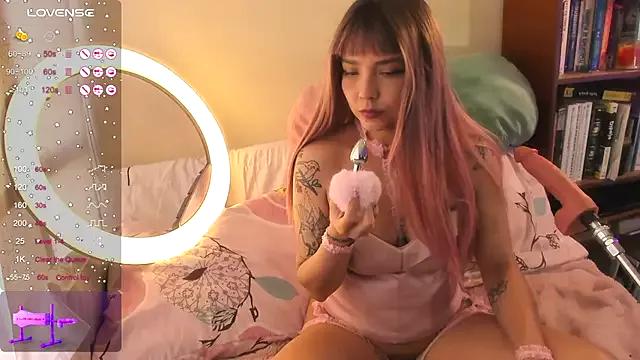 Try our streaming cams variety and talk on a personal level with our adorable girls streamers, showing off their bountiful shapes and dildos.