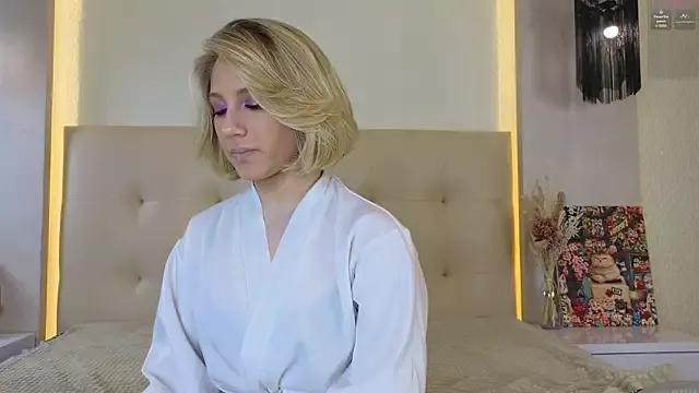 Try our streaming cams variety and talk on a personal level with our adorable girls streamers, showing off their bountiful shapes and dildos.
