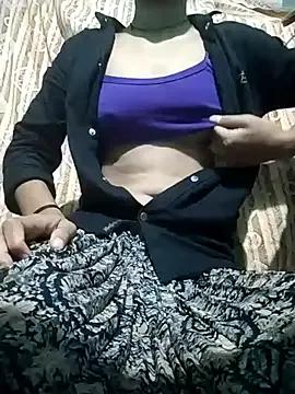 Pinkki-Age18 from StripChat is Freechat