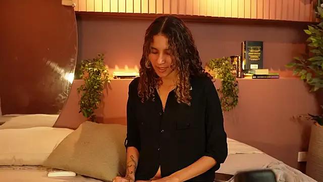 Try our streaming cams variety and talk on a personal level with our adorable girls streamers, showing off their bountiful shapes and dildos.