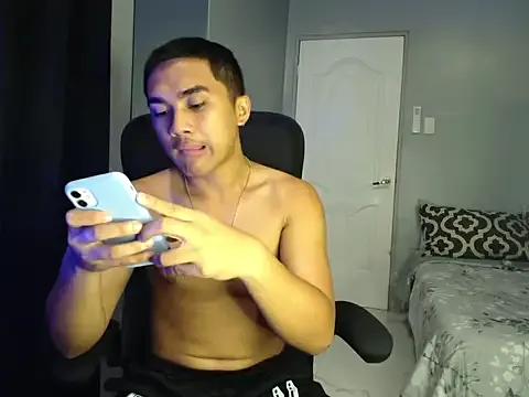 pinoyAdrianneXXX from StripChat is Freechat