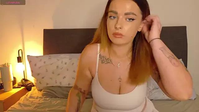 Try our streaming cams variety and talk on a personal level with our adorable girls streamers, showing off their bountiful shapes and dildos.