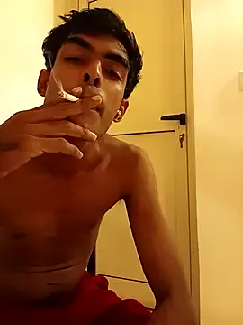 PlayBoy_realxxx from StripChat is Freechat