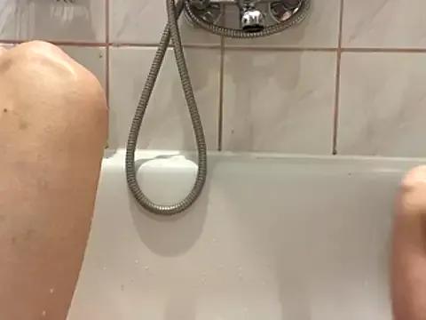 pleasedontpressaredburton from StripChat is Freechat