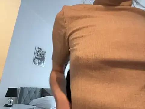 Try our streaming cams variety and talk on a personal level with our adorable girls streamers, showing off their bountiful shapes and dildos.