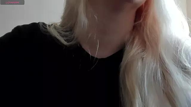 pleasure_territory from StripChat is Freechat