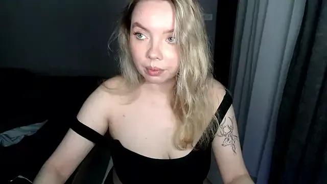PolinaXXXJones from StripChat