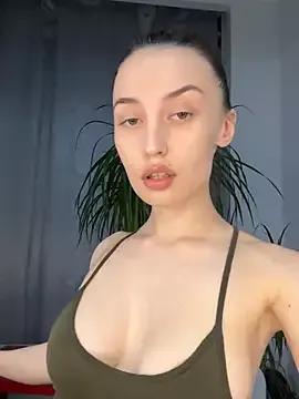 Polli_Kiss from StripChat