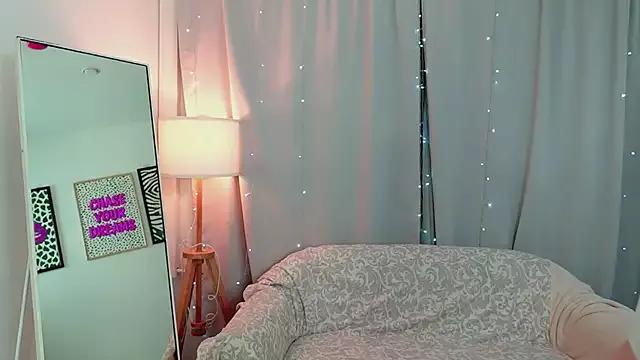 polly_lollyy_ from StripChat