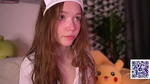 Polly_Mers from StripChat is Freechat