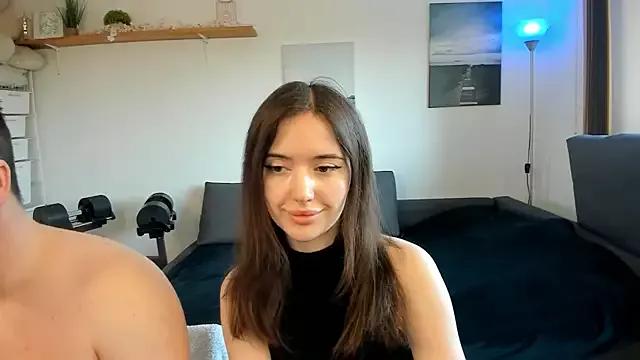 PollyFlame from StripChat