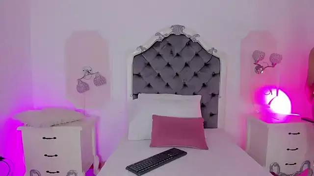 Try our streaming cams variety and talk on a personal level with our adorable girls streamers, showing off their bountiful shapes and dildos.