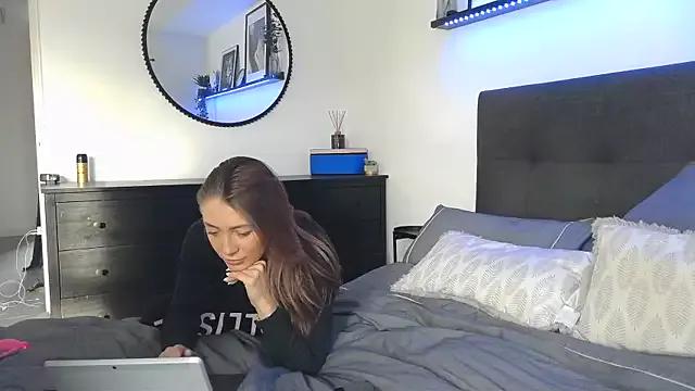 Pollypearson from StripChat