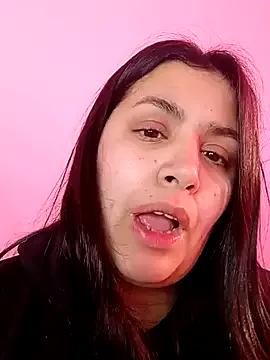Pomelit00 from StripChat is Freechat