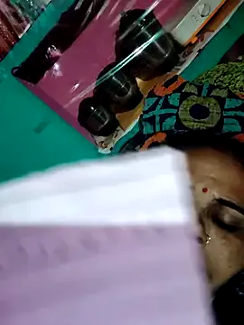 Pooja750 on StripChat 