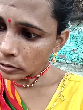 Pooja750 on StripChat 