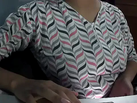 Pooja_queen003 on StripChat 