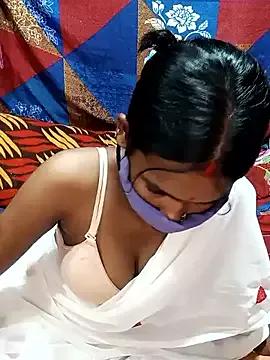 Poojadasxx from StripChat