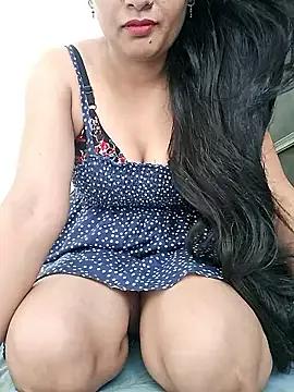 Poojashine from StripChat