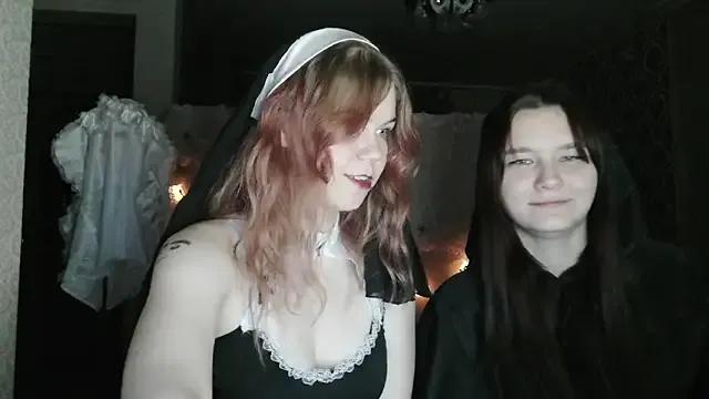 Poppy_sun from StripChat