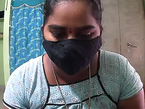 Potti-model-81 on StripChat 