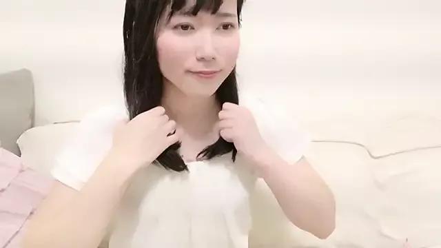 PppYukaqqq from StripChat