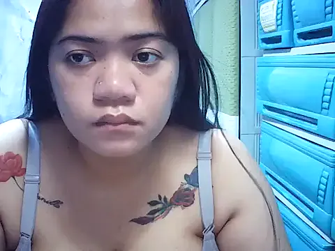 PreggyHotBigBoobs from StripChat is Freechat