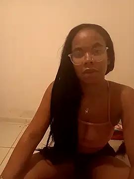 PrettahSantos from StripChat is Freechat