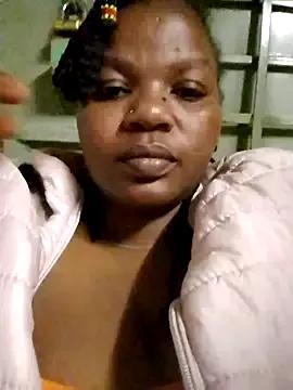 pretty-donna from StripChat is Freechat