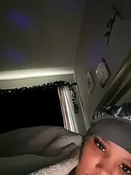 Prettygirl6070 from StripChat is Freechat