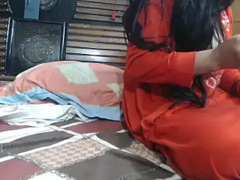 Prettyindiandoll from StripChat