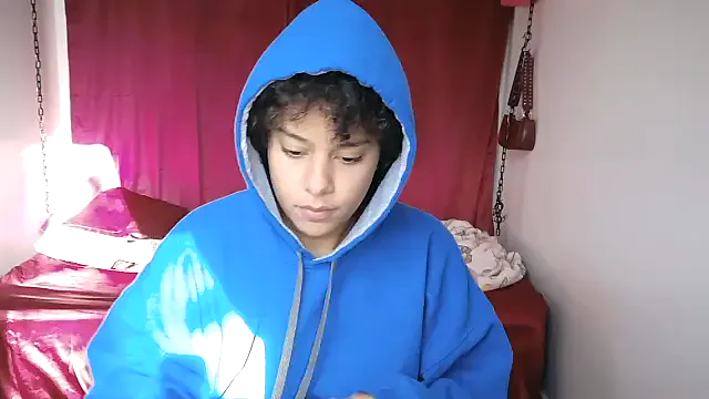 PrettyLittleProblem from StripChat is Freechat