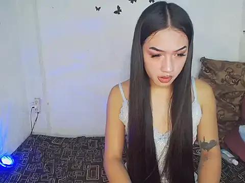 PrettyMeh from StripChat is Freechat