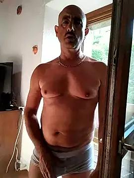 Prince-sexy from StripChat is Freechat