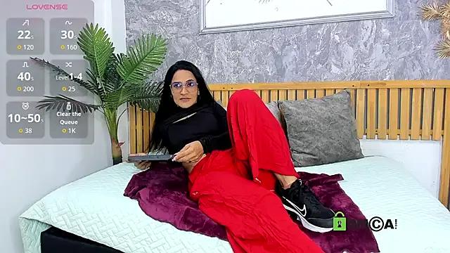 princequinn_ from StripChat is Freechat