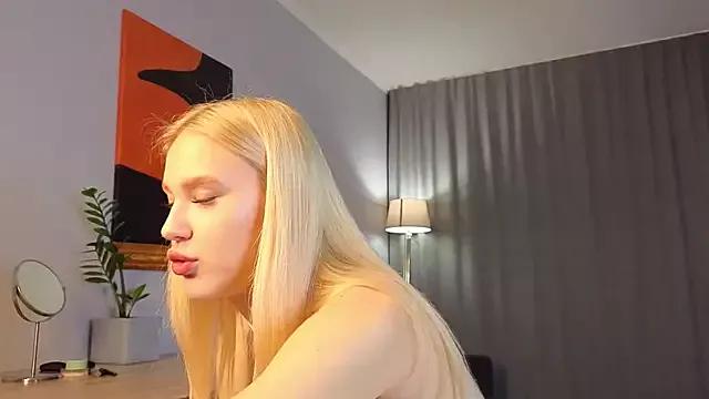 Try our streaming cams variety and talk on a personal level with our adorable girls streamers, showing off their bountiful shapes and dildos.