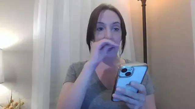 PrincessChloeBloom from StripChat is Freechat