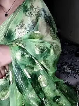 PRIYA_22 from StripChat