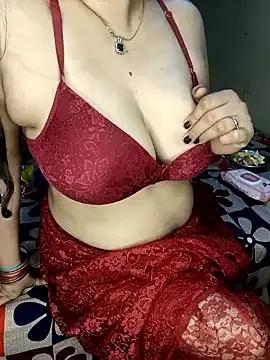 PRIYA_22 from StripChat