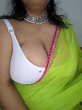 PRIYA_THE_QUEEN from StripChat is Freechat