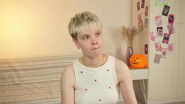 puffimini from StripChat is Freechat