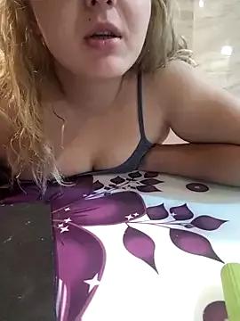 Puiuk from StripChat
