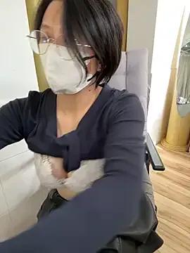 Pumpkin_91 from StripChat