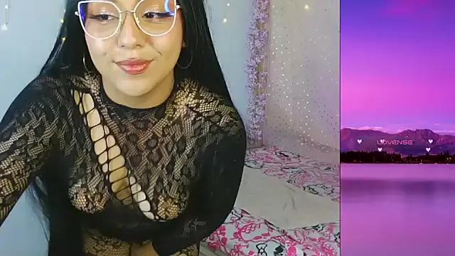 PurpleHaze17 from StripChat