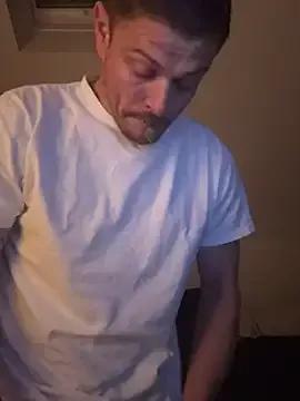 pussyaddict21 from StripChat