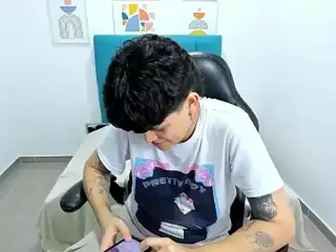 Pussyboy_ from StripChat
