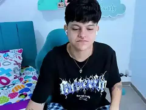 Pussyboy_ from StripChat is Freechat