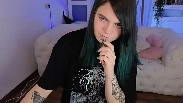 pussysauruss from StripChat is Freechat